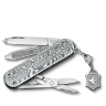 Нож VICTORINOX CLASSIC SD BRILLIANT DAMAST 0.6221.34